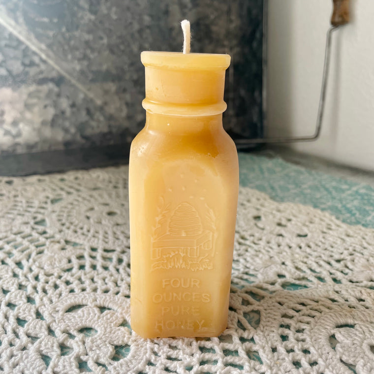 Muth Jar Beeswax Candle (4" x 1.5")